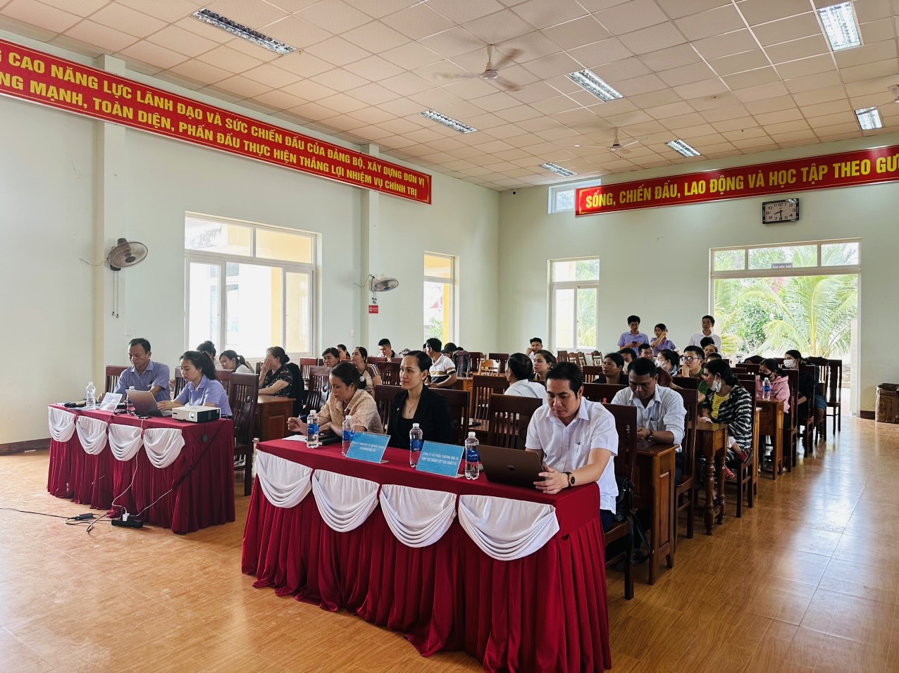 PHIÊN GIAO DỊCH VIỆC LÀM XÃ BĂNG A DRÊNH NĂM 2024